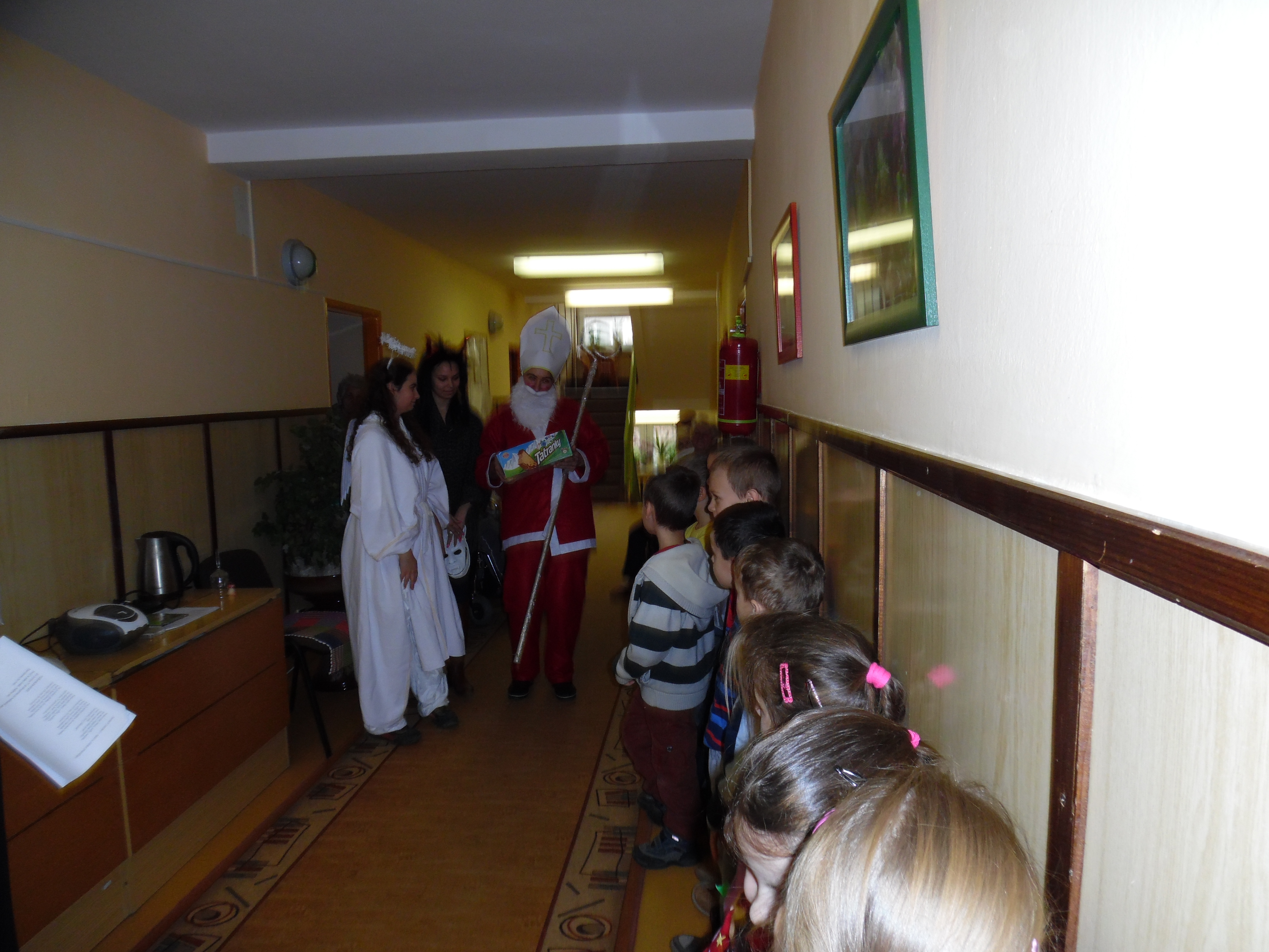Fotogaléria Mikuláš v domove dôchodcov (3) Mikuláš v domove dôchodcov